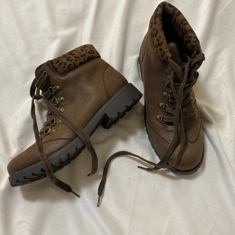 Cliff Cheetah Shoe